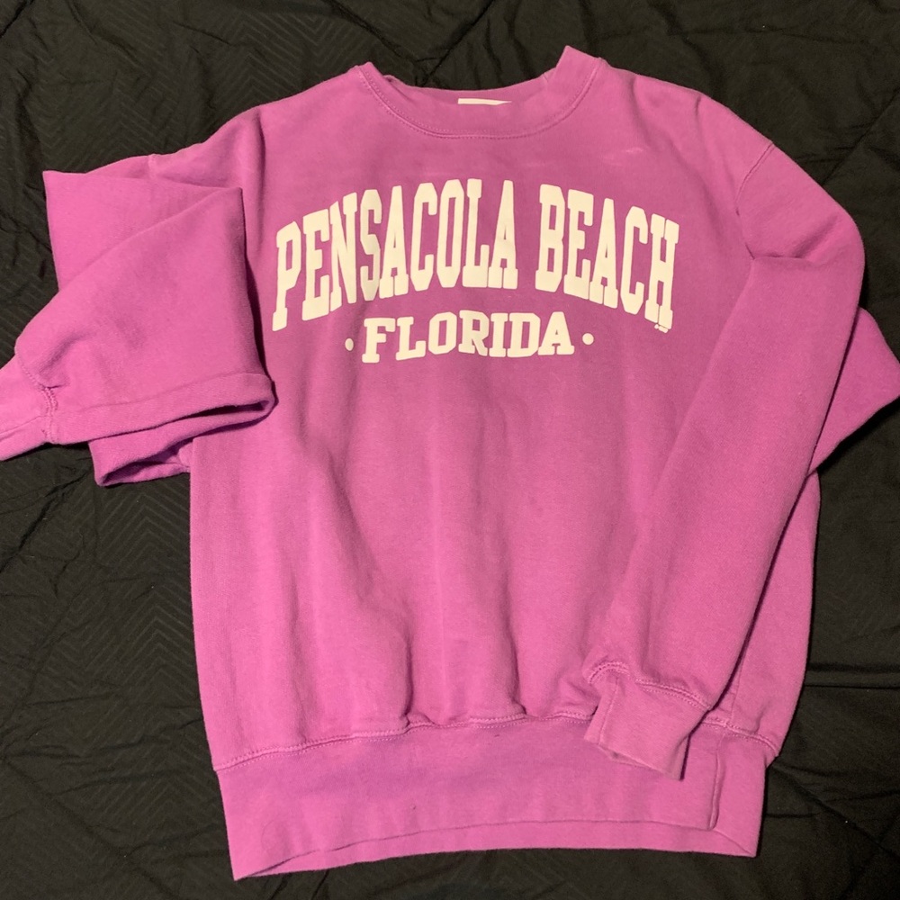 Pensacola Florida crew neck.